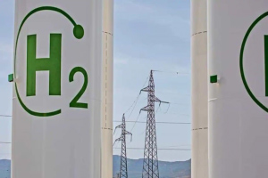 Egypt's PM Talks about the Idea for A Massive Green Hydrogen Plant